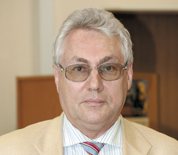 «Отечественных производителей надо поддерживать всеми силами, но и спрашивать с них»