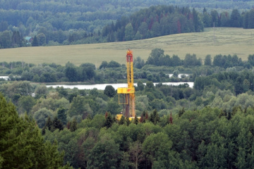 Евросоюз втрое сократил импорт нефти из России