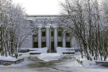 За восстановление культурно-исторического наследия