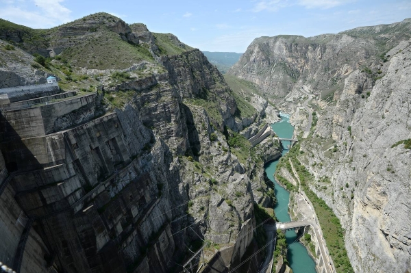 Дагестан, Ингушетия и Северная Осетия получат 1,8 млрд рублей на энергетику и ЖКХ