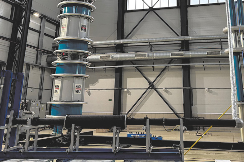 В России произведен первый токопровод на номинальное напряжение 110 кВ