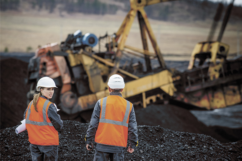 Уголь попал в шторм