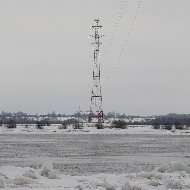 Нижегородские энергетики построили линию связи над Волгой