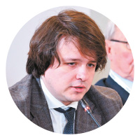 Иван Комаров