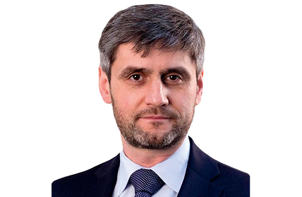 Петр Конюшенко