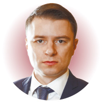 Михаил Иванов