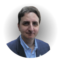 Артем УХВАРИН Артем УХВАРИН