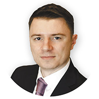 Михаил ИВАНОВ