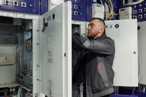 Надёжность под контролем: гайд по обслуживанию КРУ от экспертов отрасли