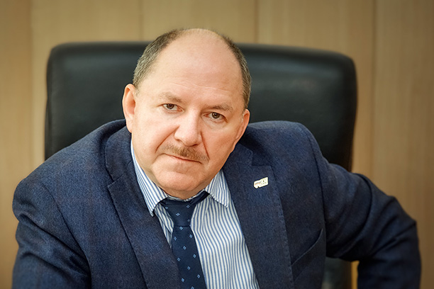 Юрий Офицеров: Отраслевое тарифное соглашение мобилизует работодателей и работников на создание условий социальной стабильности в коллективах